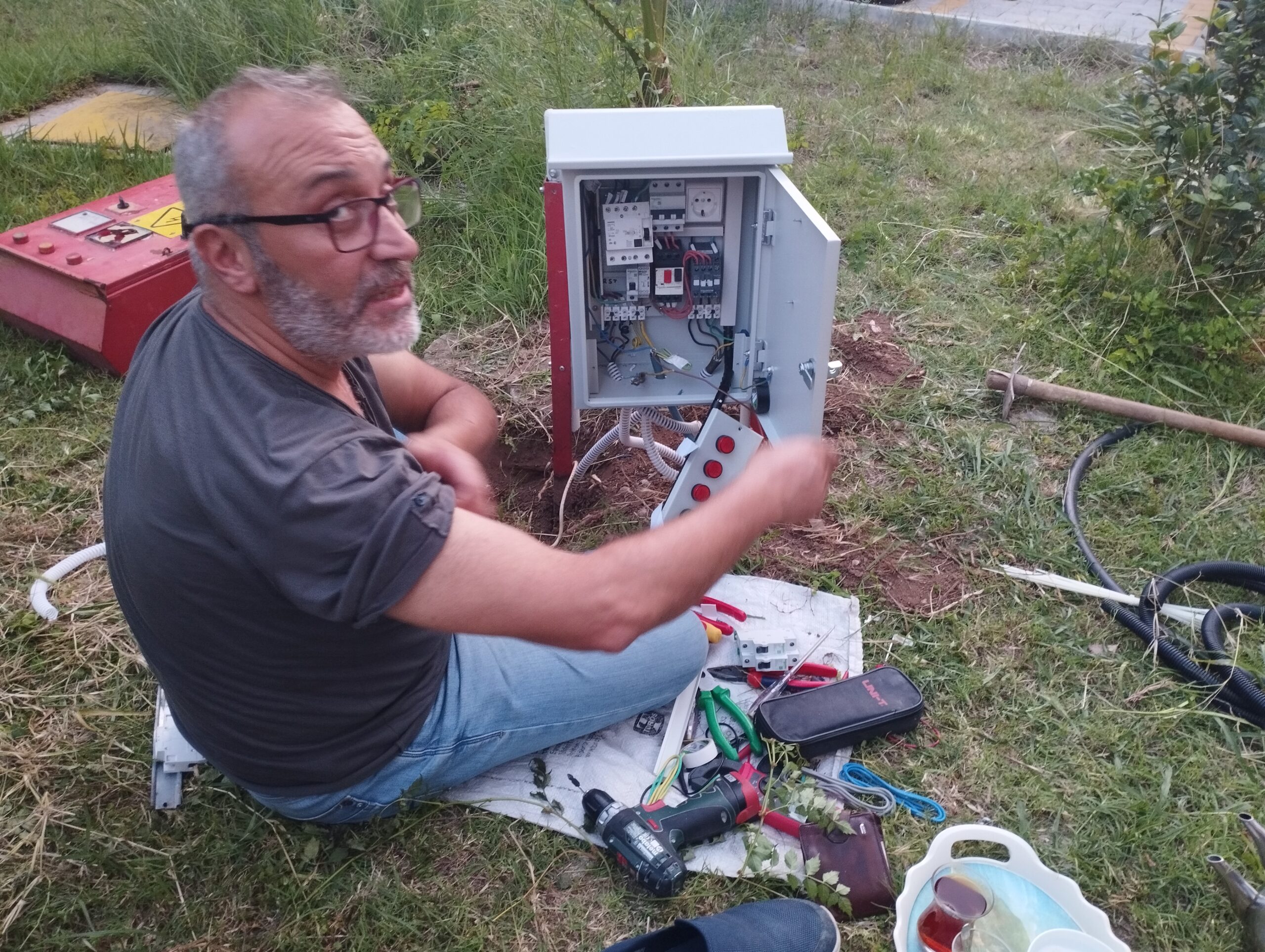 Bahçe Ortak Alanı Elektrik Panosu Revizyonu